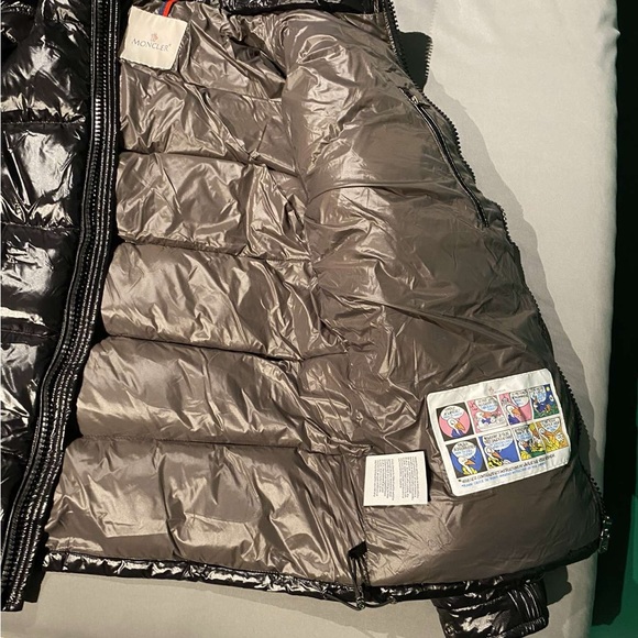 Moncler puffer - Picture 7 of 7